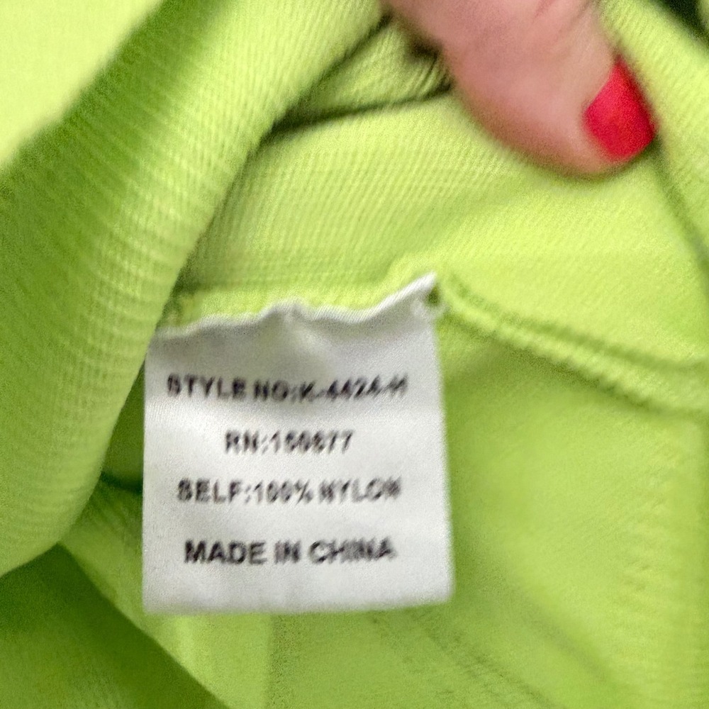 fab'rik Lime Green V-Neck Ruffle Sleeve Sweater - Picture 4 of 5